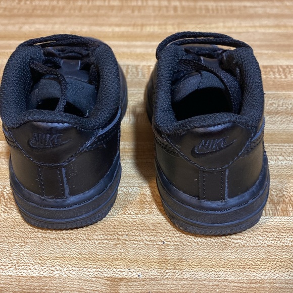 Nike Air Force 1 TD Low 314194-001 Black sneakers size 6c - Picture 2 of 7